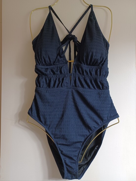 Cupshe Other - Textured Navy One-Piece Swimsuit with Crossover Tie Back XL